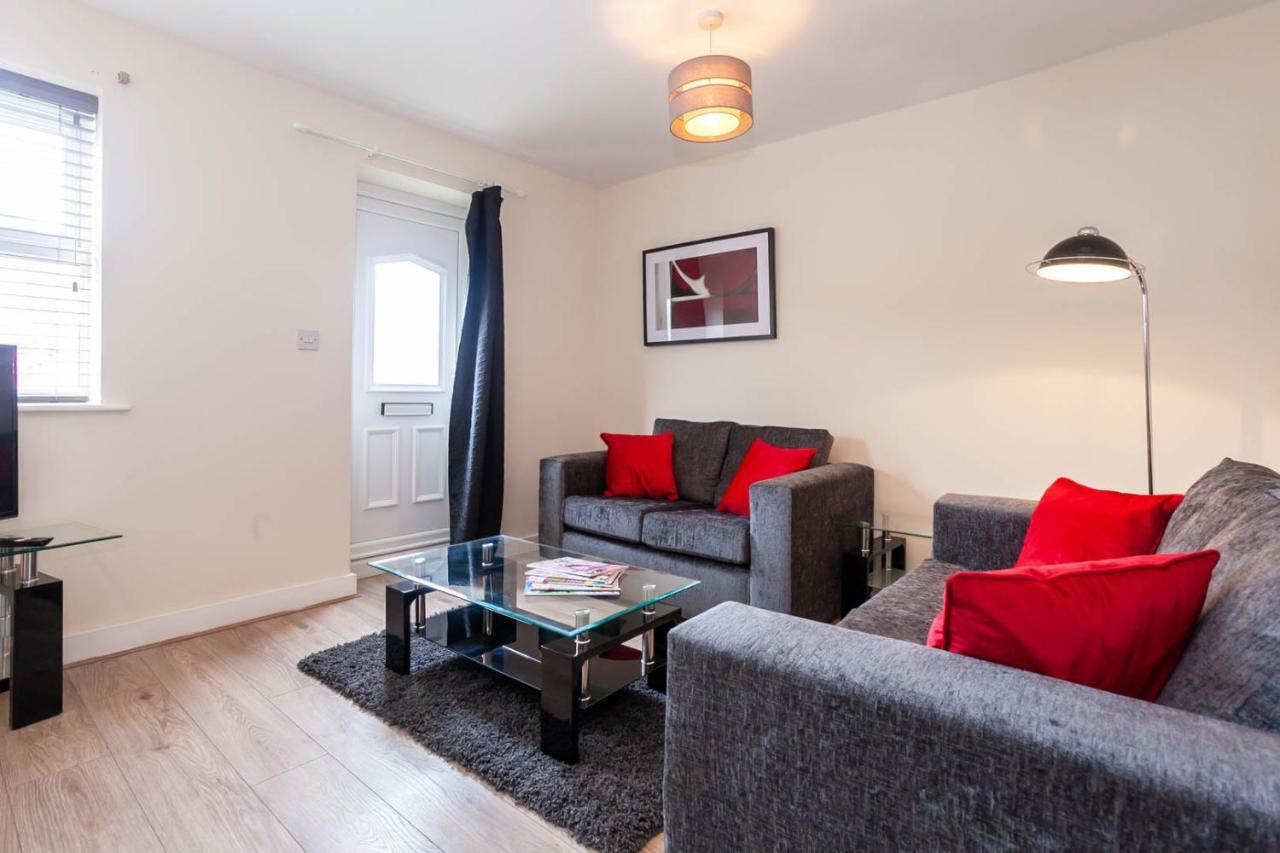 4 Bed Home, Driveway Parking Ideally Located In Latchford, Warrington - Executive St Marys House Exterior photo